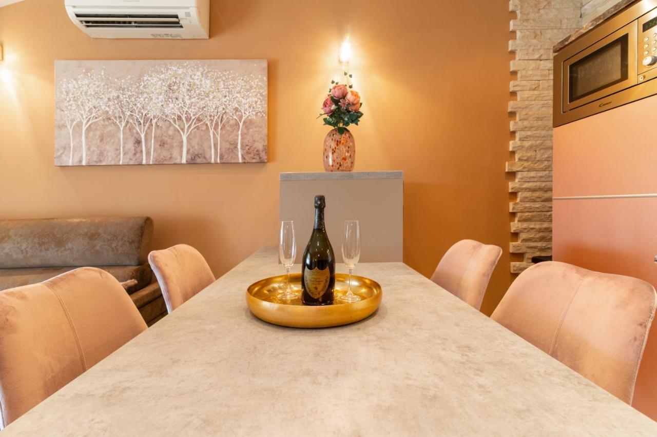 Deluxe Suite Bambi With Panoramic View Ζαντάρ Εξωτερικό φωτογραφία